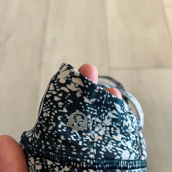 Lululemon Energy Bra Wildwood Multi size 8 - Picture 3 of 8